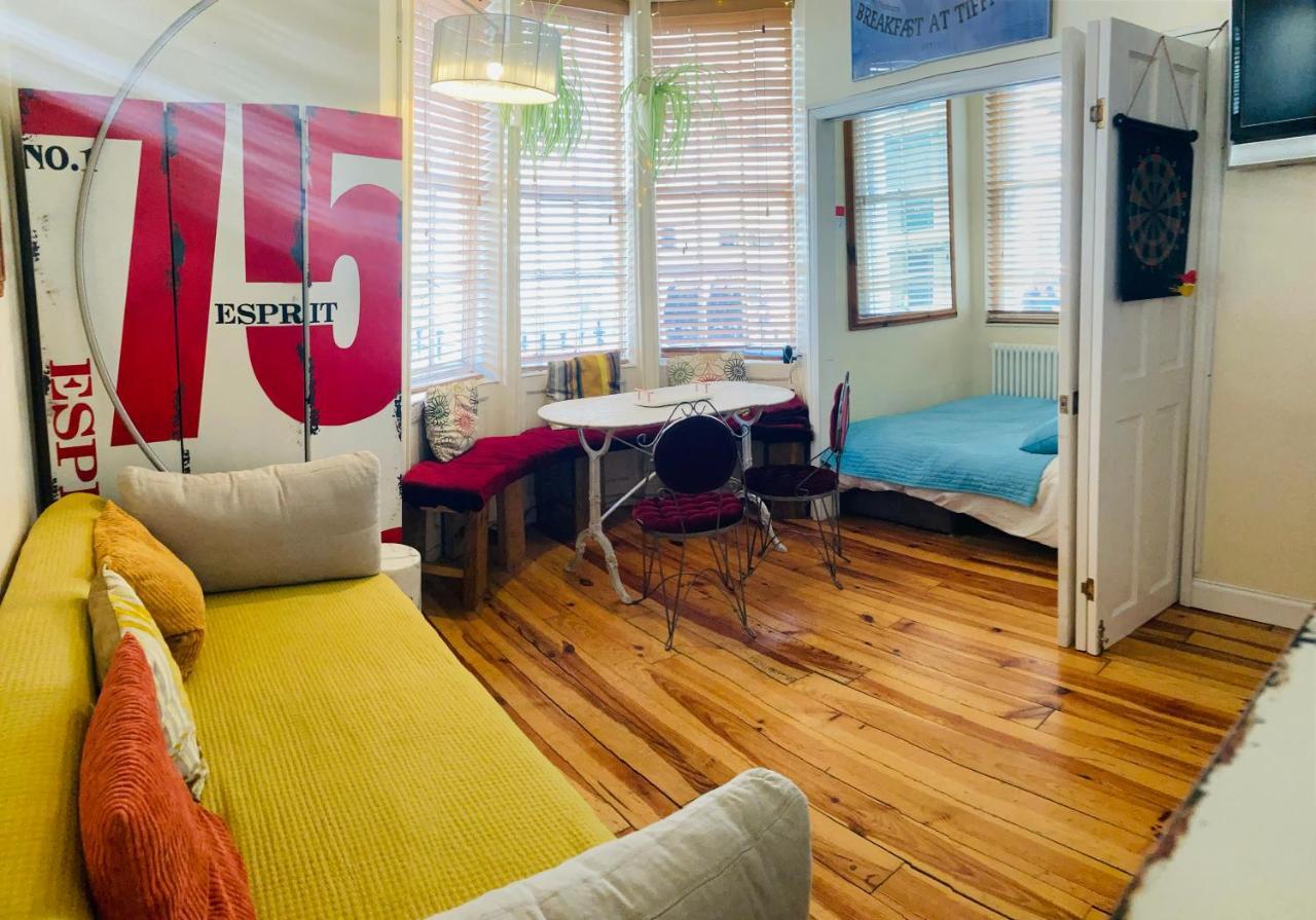 Two Top Central Beach Studios - Also Separate Spa Cabin And Watersports Brighton Dış mekan fotoğraf