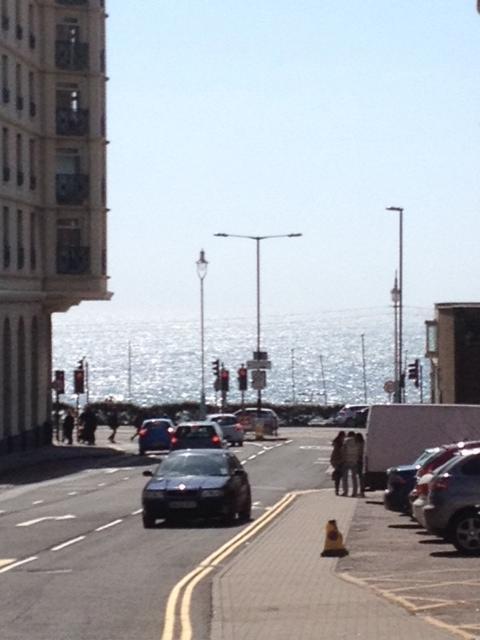 Two Top Central Beach Studios - Also Separate Spa Cabin And Watersports Brighton Oda fotoğraf