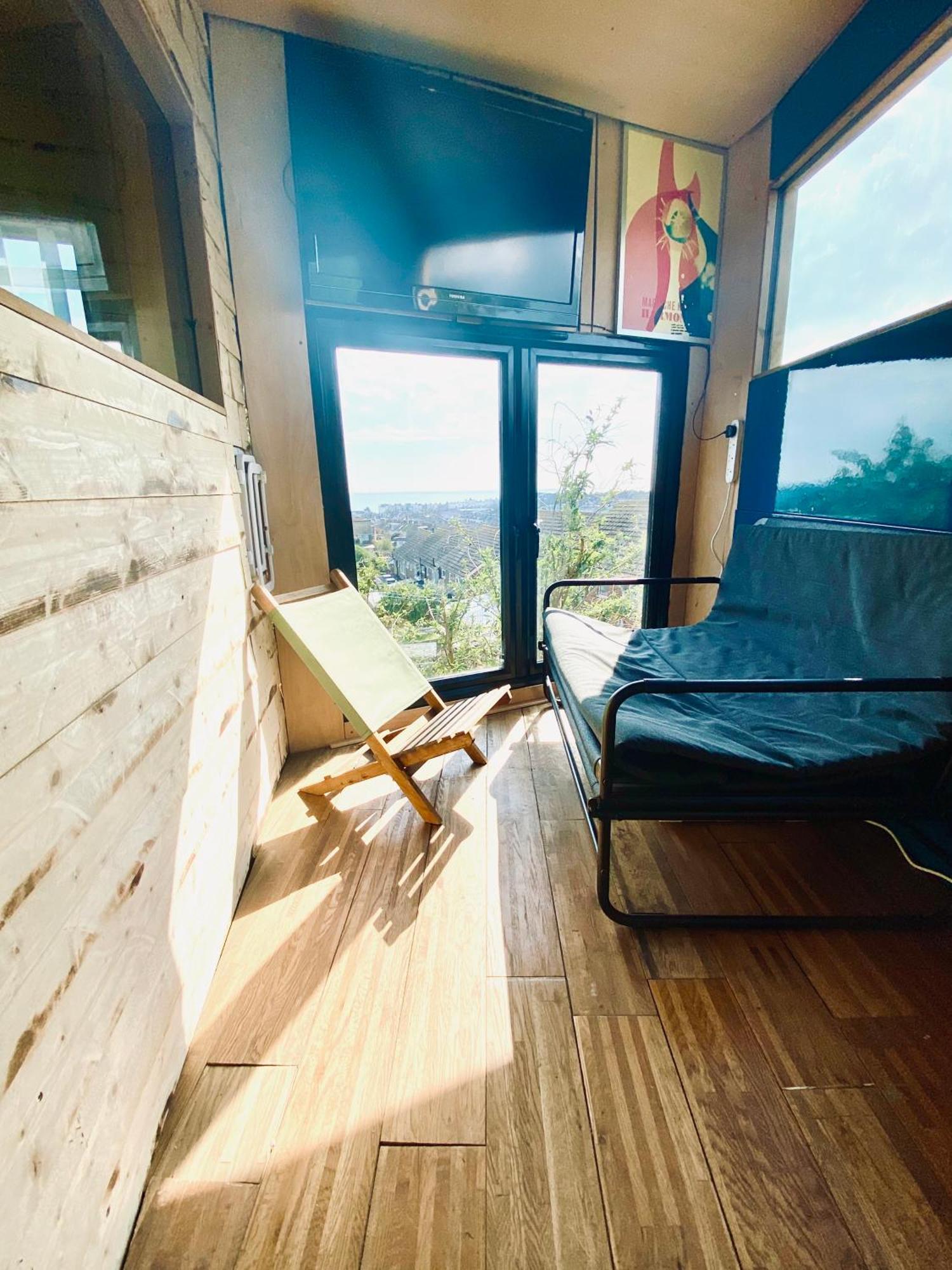 Two Top Central Beach Studios - Also Separate Spa Cabin And Watersports Brighton Dış mekan fotoğraf