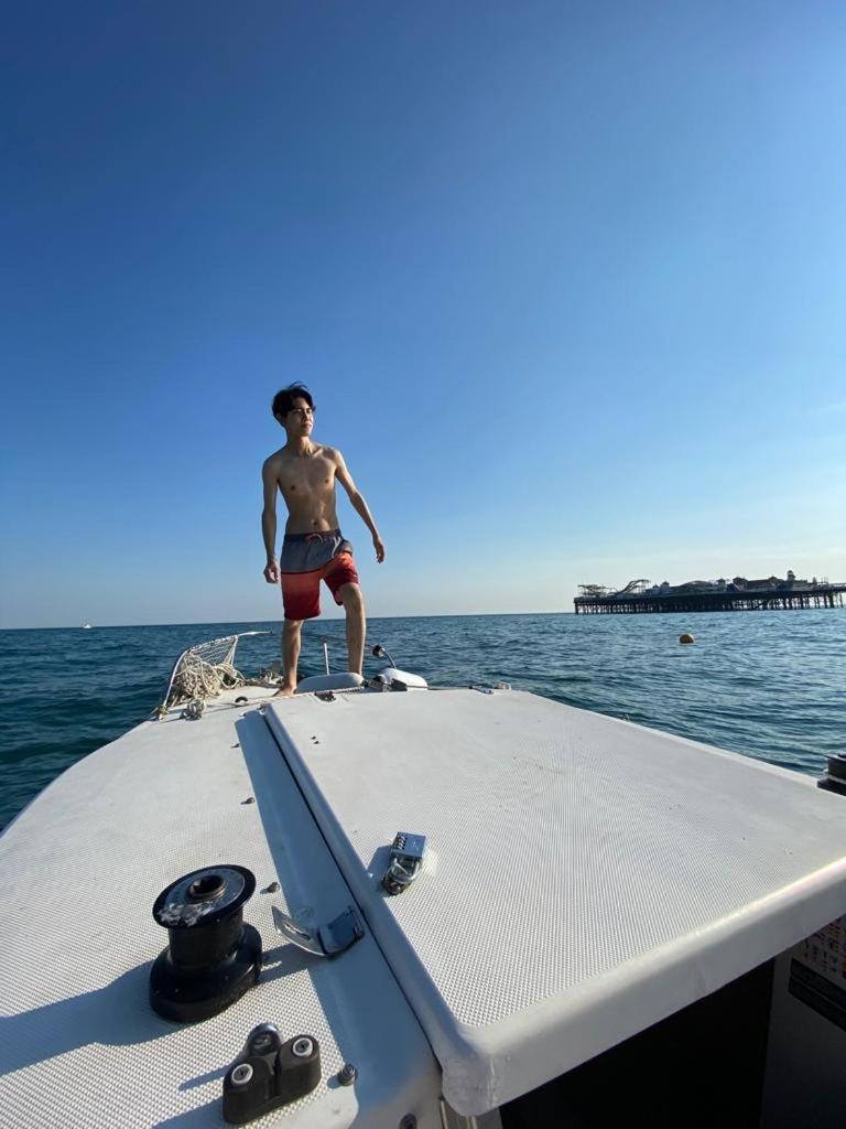 Two Top Central Beach Studios - Also Separate Spa Cabin And Watersports Brighton Dış mekan fotoğraf