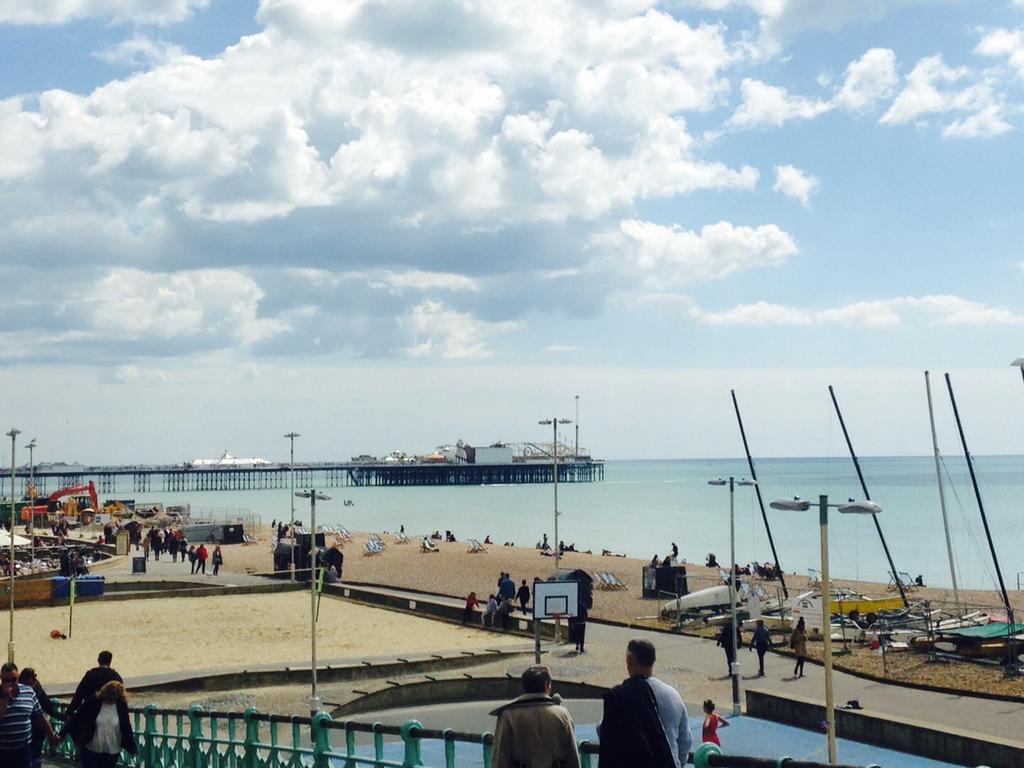 Two Top Central Beach Studios - Also Separate Spa Cabin And Watersports Brighton Dış mekan fotoğraf